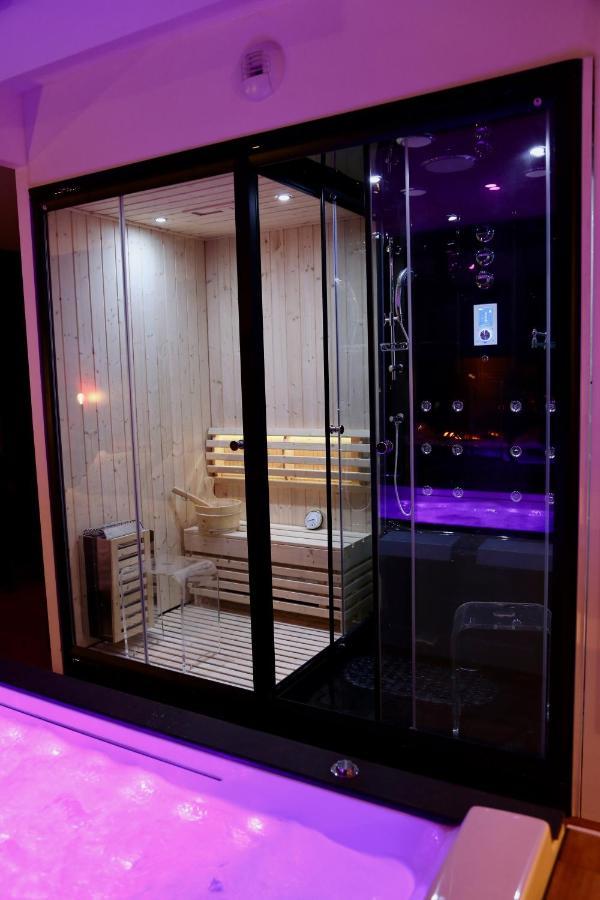 Love Room Gold - Les Delices Rooms Angers Luaran gambar